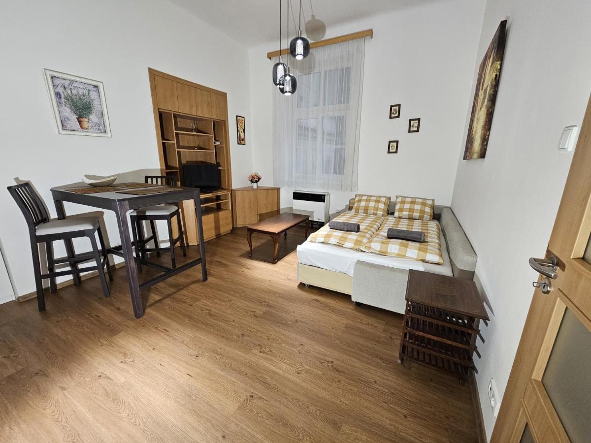 Sweet Apartment In The Heart Of Praha Eksteriør bilde